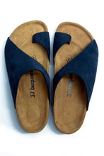 Load image into Gallery viewer, Women&#39;s Anatomical Natural Footbed Navy Blue Leather Slippers