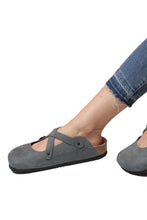 Load image into Gallery viewer, Women&#39;s Anatomical Natural Footbed Navy Blue Leather Slippers