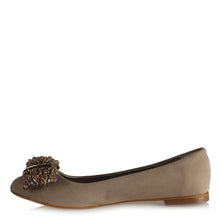 Load image into Gallery viewer, Women&#39;s Buckle Mink Suede Babette